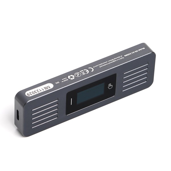 resimler/genel/DARK DK-AC-DSEM6 USB3.2 Gen2 Type-C - M.2 NVMe & SATA NGFF SSD LED Dokunmatik Ekranlı Disk Kutusu 