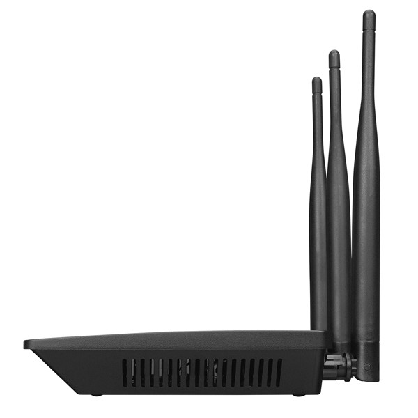 resimler/genel/Everest EWR-674N 2.4GHz 300Mbps Wireless-N 3*5dBi Antenli Repeater+WISP+AP Destekli Kablosuz Router