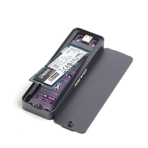 resimler/genel/DARK DK-AC-DSEM6 USB3.2 Gen2 Type-C - M.2 NVMe & SATA NGFF SSD LED Dokunmatik Ekranlı Disk Kutusu 