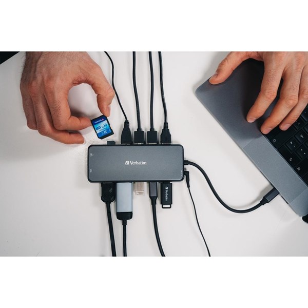 resimler/genel/VERBATIM 14port CMH-14 USB-C Pro Çok Bağlantı Noktalı Dock